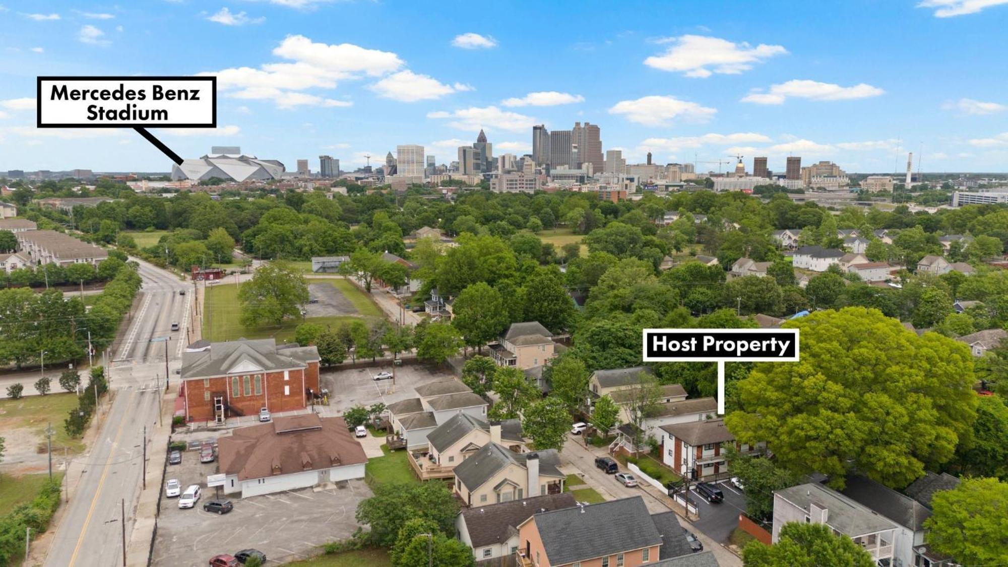 Near -Benz Stadium & Parking Holiday home *